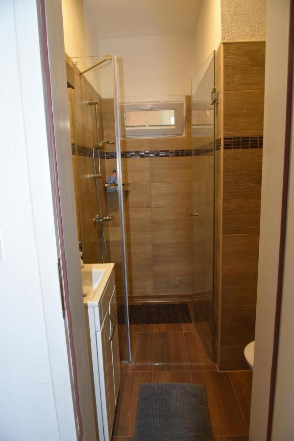 Rooms Bobic Licko Petrovo Selo Dış mekan fotoğraf